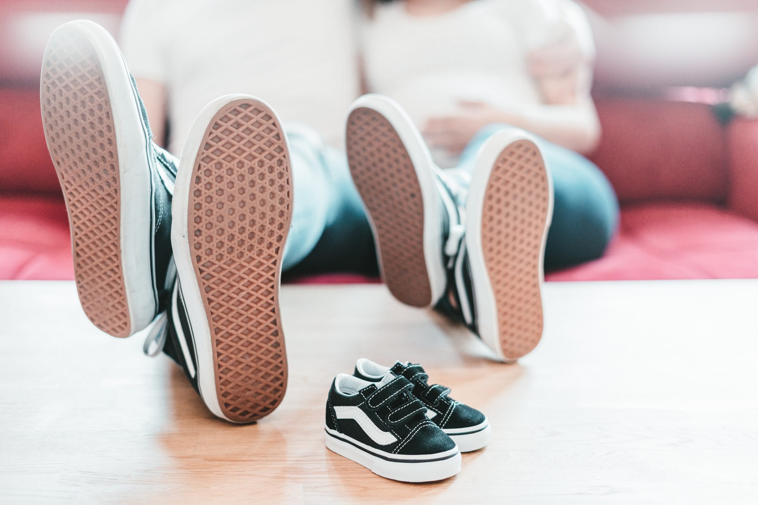 5 Ways to Save Time Cleaning So You Can Spend More Time With Your Family